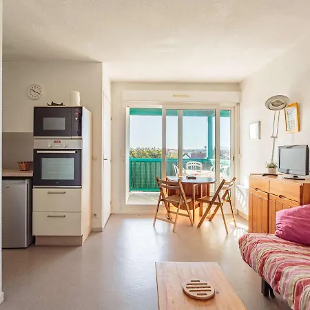 아파트 A Avec Terrasse, Proche Plages Et Commerces, Piscine Et Parking - Fr-1-3-592