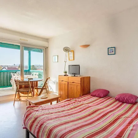 A Avec Terrasse, Proche Plages Et Commerces, Piscine Et Parking - Fr-1-3-592 Appartement *